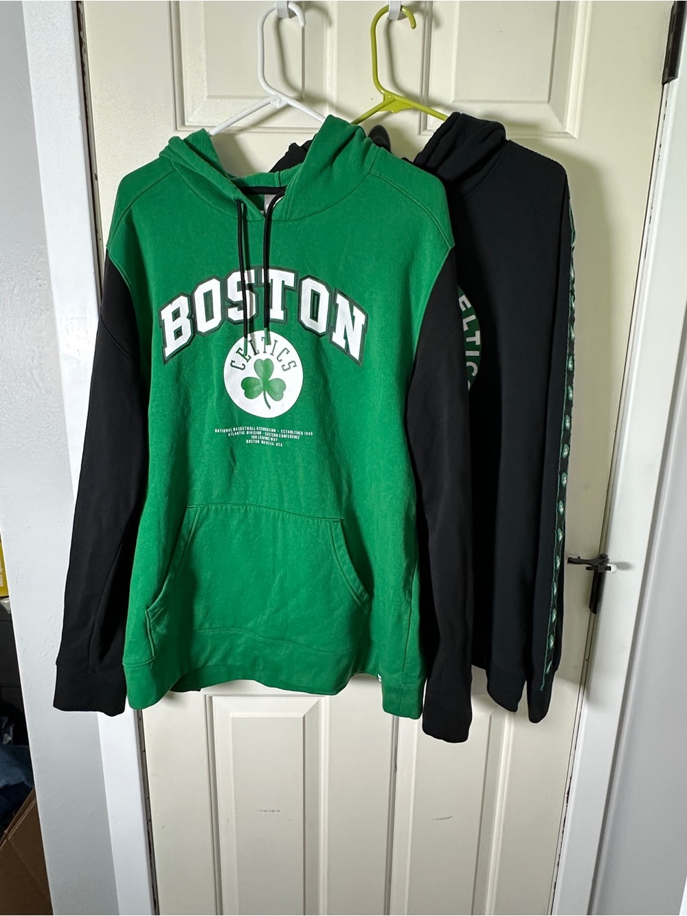 Boston Celtics Green & Black Hoodies Size XL Used